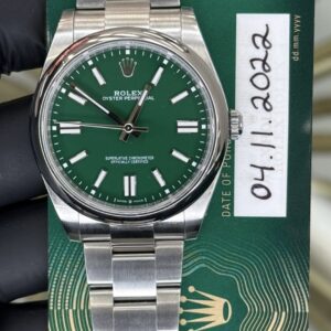 2022 ROLEX OYSTER PERPETUAL 41 124300 GREEN